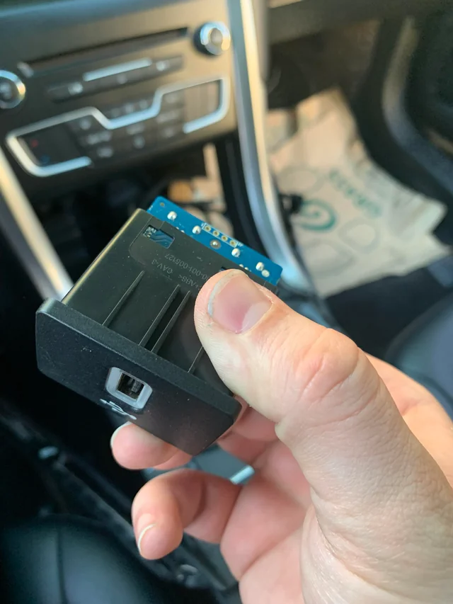 Ford Fusion Faulty USB Cable
